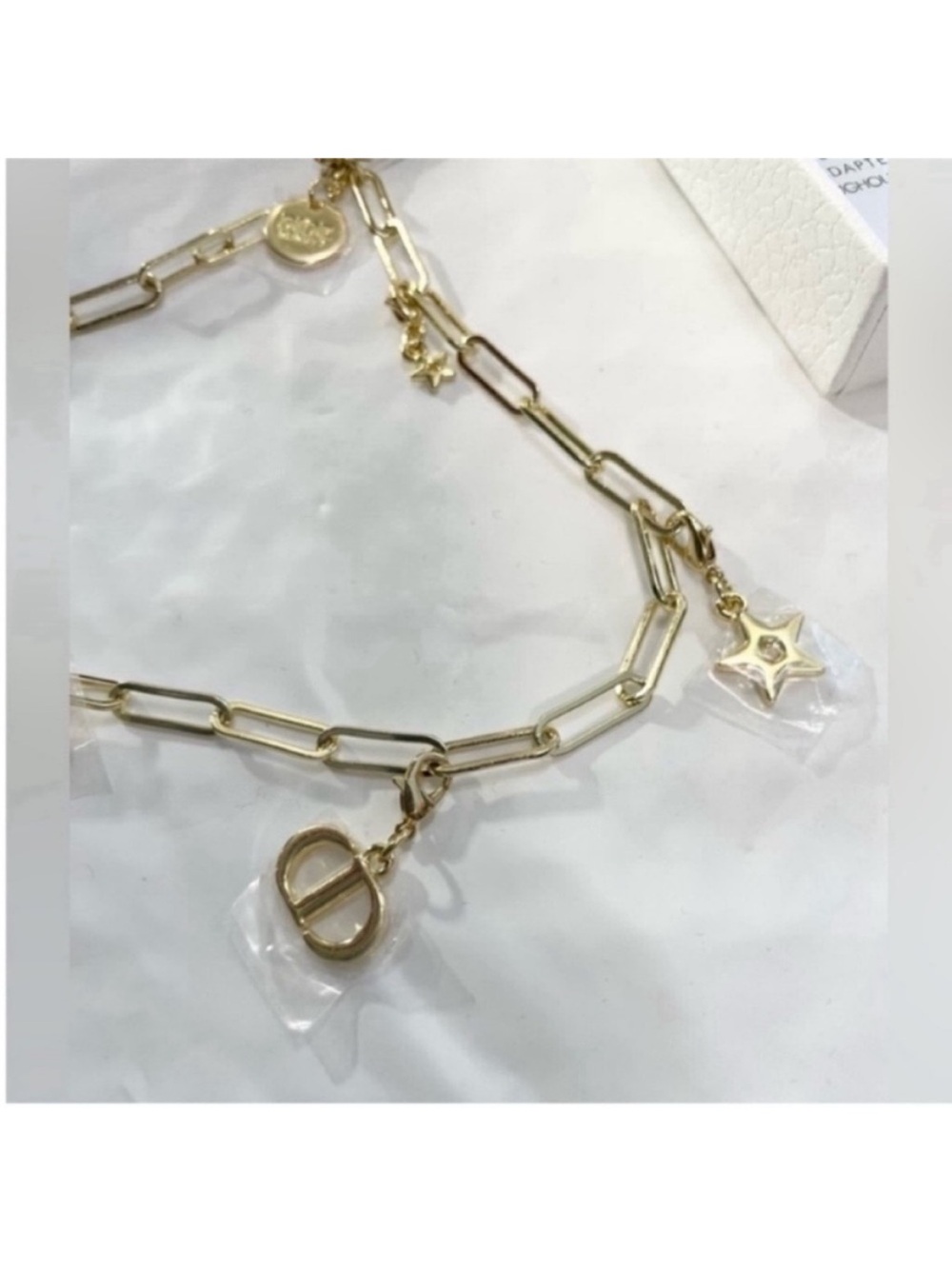 Dior beauty gift phone charm - Picture 7 of 10